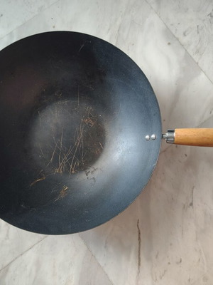 IKEA wok pan used, good condition