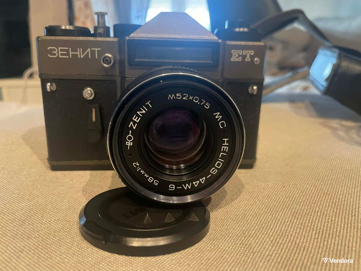 Zenit ET + Helios 44M-6 (58mm f/2,0) ATTACCO M42