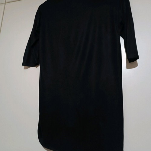 Bershka blouse black with print and 3/4 sleeves like new, size S