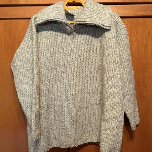Women's knitted sweater like new, size L-XL, beige