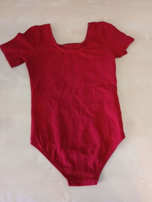 Ballet leotard red size 8-9 years like new
