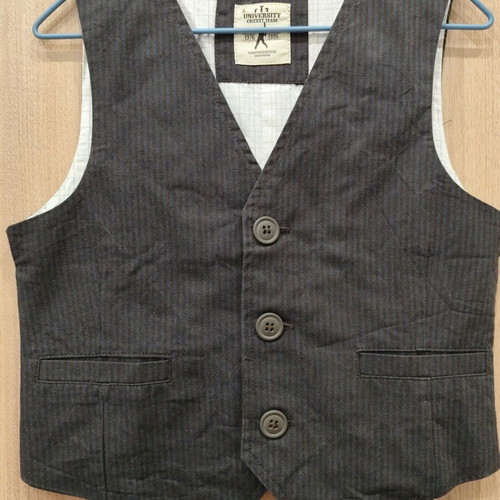 Zara Kids vest 5-6 years, herringbone pattern, 3 buttons