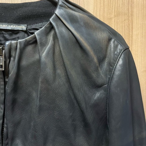 Balenciaga women's leather jacket like new