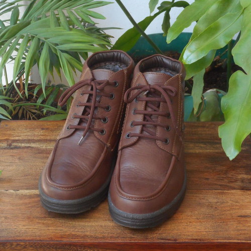 Boxer leather ankle boots size 41 with fur lining like new, brown