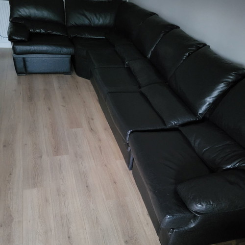 Corner sofa 6-seater used, black leatherette
