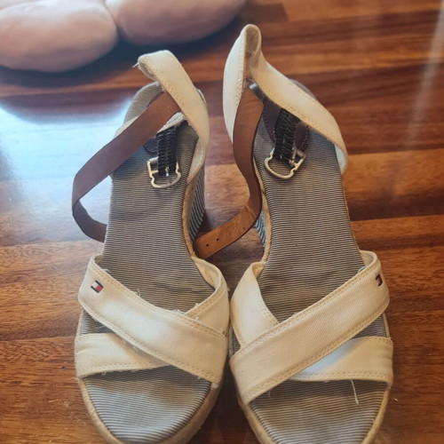 Hilfiger white platform sandals size 39 used