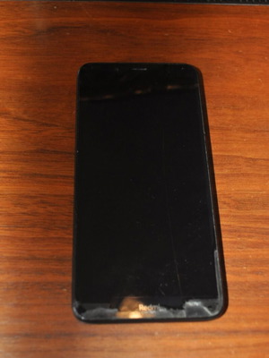 Xiaomi Redmi 7A smartphone used, 3GB RAM 64GB ROM, cracked screen