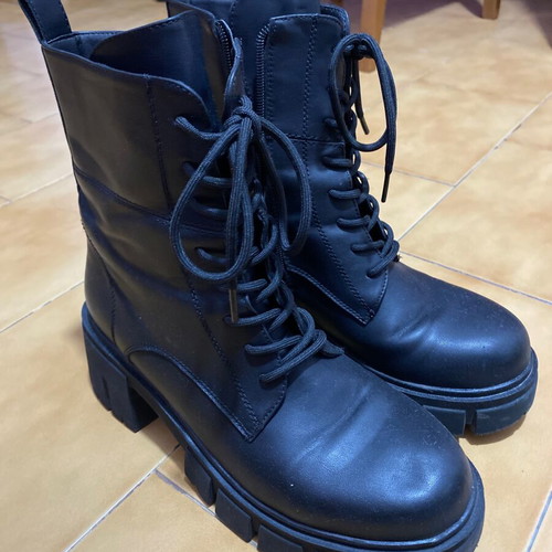 Migato ankle boots like new, black, size 39