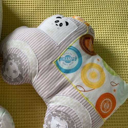 Children's pillows like new, set of 3 handmade with cotton fabrics