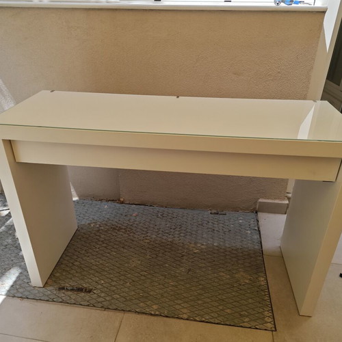 Boudoir vanity set like new with wall mirror