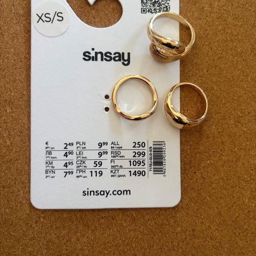 Gold rings new, gold color