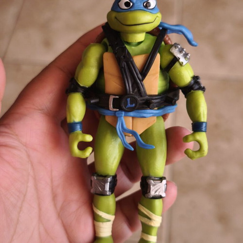 Tortoise Ninja Leonardo figure by Playmates, 11cm