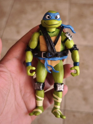 Tortoise Ninja Leonardo figure by Playmates, 11cm