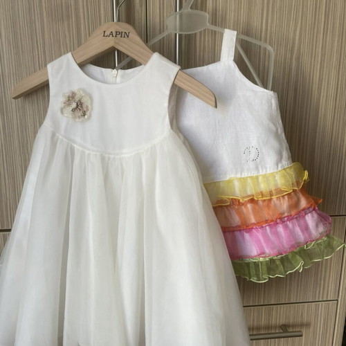 Set of 2 dresses for 18-month girl like new (Lapin House, Delfino)