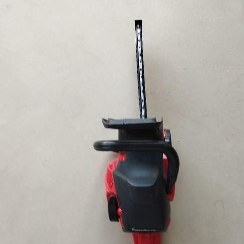 Children's chainsaw like new for big handymen