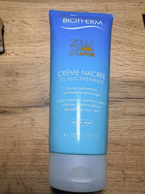Biotherm Crème Nacrée body cream