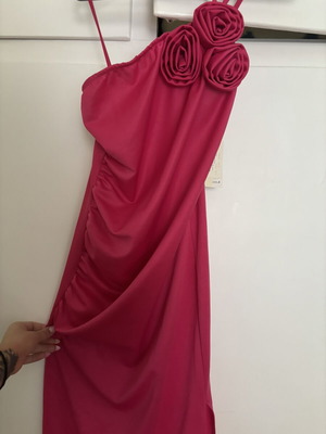 Dress Decoro new with side slit and tag