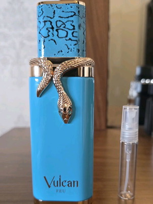 Vulcan Feu Eau de Parfum 5ml like new, mango scent