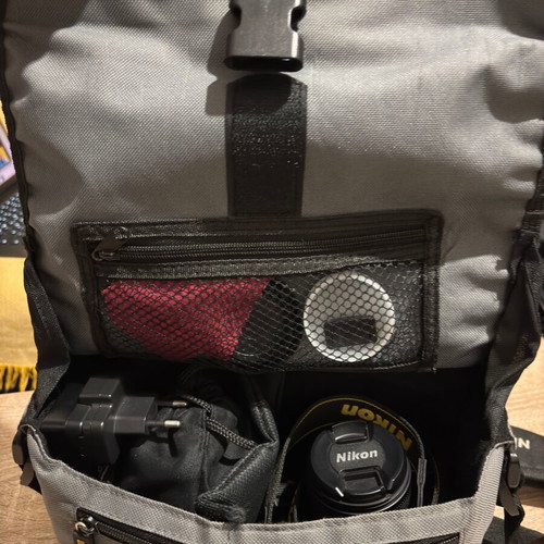 Nikon D3400 Kit like new with 18-55mm and 55-200mm lenses