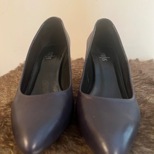 Gianna Kazakou blue heels like new, size 40