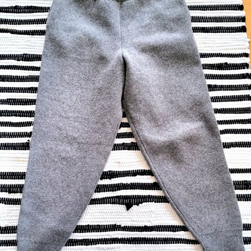 Zara knit wool pants new, comfortable fit, size L, gray