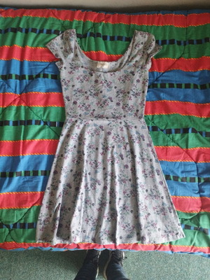 Pink Woman gray dress with flowers like new, size S