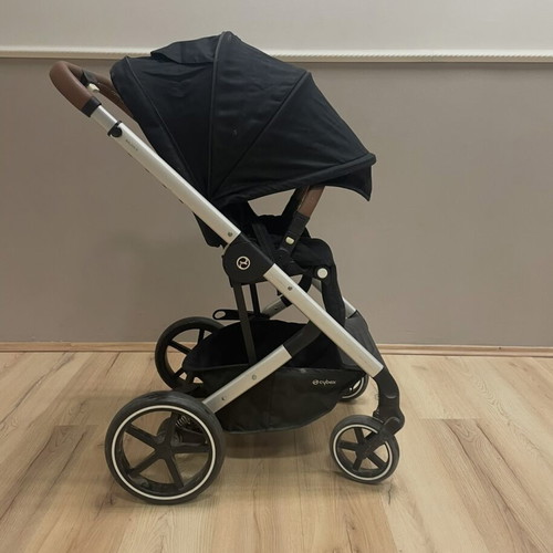 Cybex Balios S Lux 3 in 1 stroller used