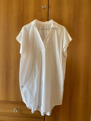 White long shirt-tunic new, one size, cotton blend