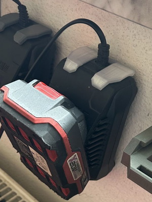 Mounting base for Parkside charger new, 3D printed