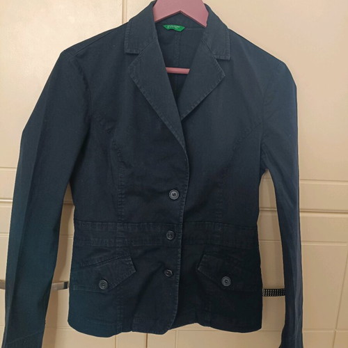 Benetton women's jacket blue like new, small/medium
