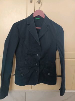Benetton women's jacket blue like new, small/medium