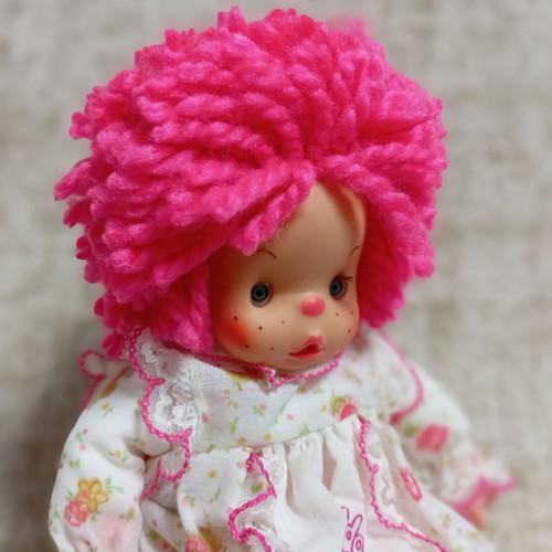 Patapouf Girl in Egg El Greco New Vintage 80s Doll