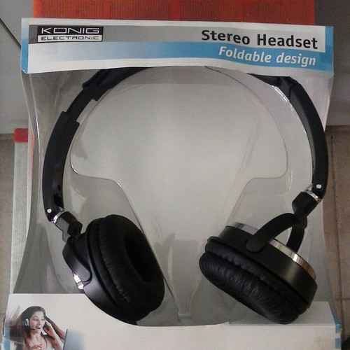 Konig Electronic Stereo Headset with Foldable Design