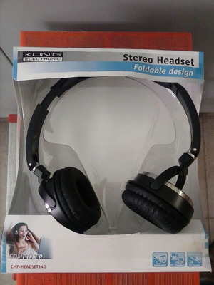 Konig Electronic Stereo Headset with Foldable Design
