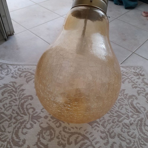 Ceiling light globe with beige crackle glass