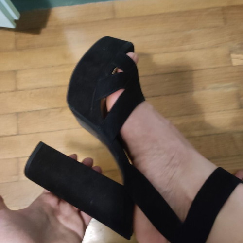Zara black sandals with thick heel size 37
