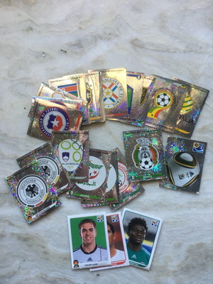 Panini Africa 2010 сребърни стикери употребявани, 21 бр. с 3 карти играчи подарък