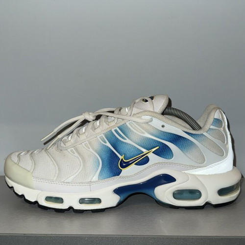 Nike Air Max Plus TN sneakers like new, size 45, white and blue