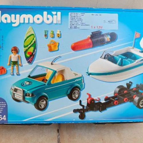 Playmobil 6864 Summer Fun vehicle with speedboat like new