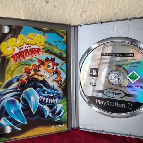 Crash of the Titans PlayStation 2 game