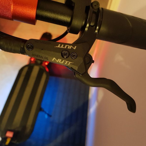 Zero 10 electric scooter used with 1000W motor and 70km range