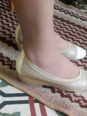D Chicas Leather Women's Shoes Size 38 Beige like new