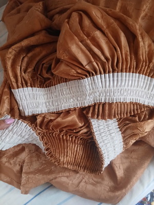 Curtain used, length 2.77m and width 1.60m with 7cm hem