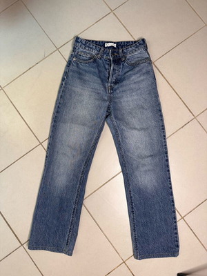 H&M jeans size 34 like new, blue