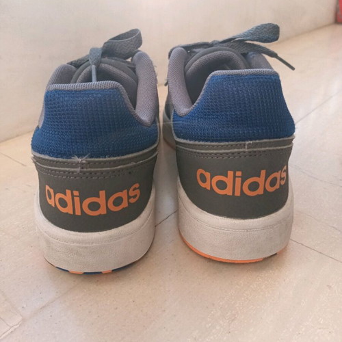 Adidas Αθλητικά Παιδικά Παπούτσια Μπάσκετ Hoops 2.0 Jr σαν καινούργια, νούμερο 40