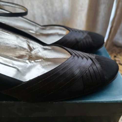 J. Bournazos Simona-1 black pumps with strap like new, size 39