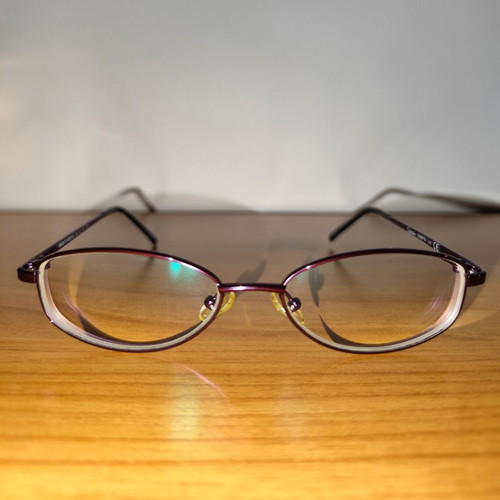 Seen SNAF14 eyeglasses new with Bronze Lightview lenses and case