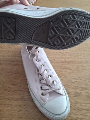 Converse All Star Baby Pink Leather Sneakers Size 40 Like New