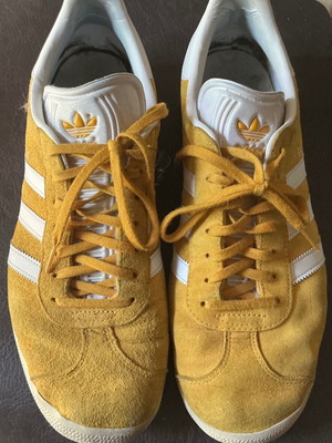 Adidas Gazelle men's casual shoes size 45 used yellow mustard