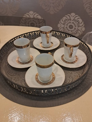 Vintage coffee cups set of 4, like new
